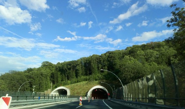 Túnel En Alemania