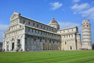 Obraz premium Pisa Cathedral on the Cathedral Square, Square of Miracles and the Leaning Tower
