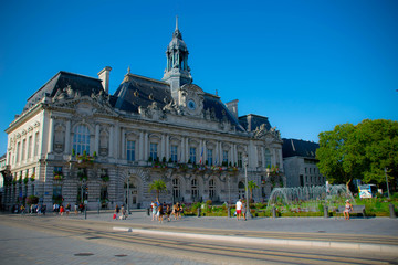 tours centre mairie