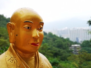 Goldene Statue Buddha 