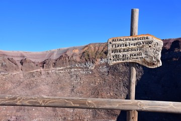 Vesuvius - view on the crater and pointer, text means 