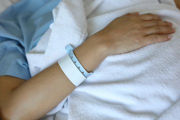 wristband id blank name tags on arm patient