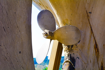 metal boat propeller