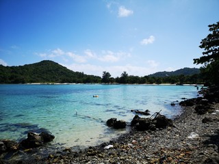 Steilküste Ko Phi Phi Thailand