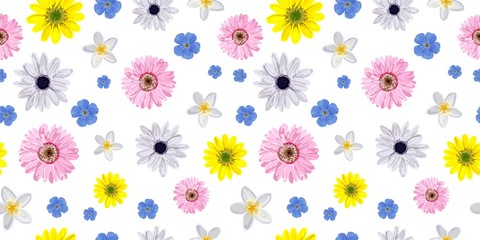 SEAMLESS FLOWER PATTERN. Realistic flowers. Spring bright colors. Perfect design for textile and wrapping paper..