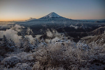 Fototapeta na wymiar 日本が世界に誇る名山