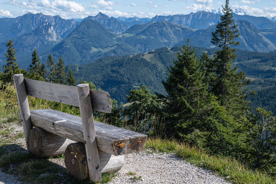 panorama Zw&ouml;lferhorn