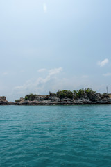 Naklejka premium beautiful blue sky tropical paradise coast beach ocean summer sea view at PP Island, Krabi, Phuket, Thailand.
