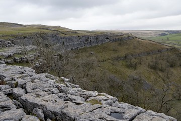 Winter view of the limestone ridge at the top of Malham Cove.