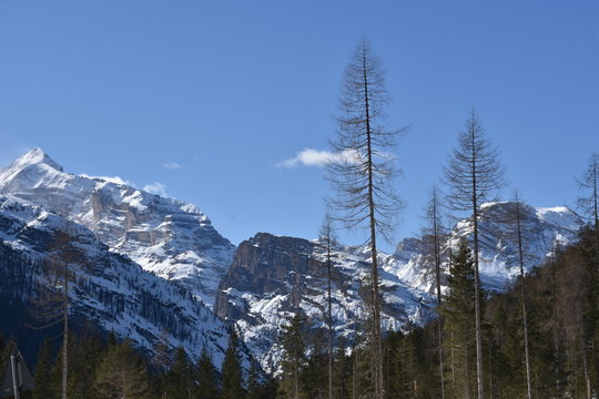 Minte Cristallo, Tofana, Tofana di Mezzo, Fanesgruppe, Dolomiten, Sextener Dolomiten, Hohe Gaisl, S&uuml;dtirol, Venetien, Winter, Sturm, Wind, Verwehung, Schnee, Schneeverwehung, Dolomitenstra&szlig;e, H&ouml;hlenst
