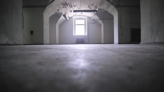 Worm's Eye View of a Hallway / Sharpness Moves to Window 