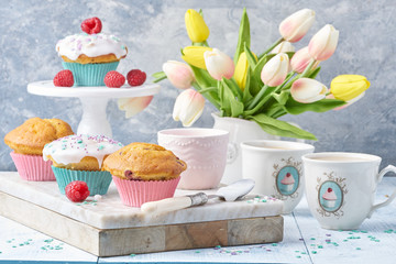 Morning muffins cakes berries flowers