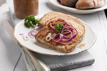 Bread with pork lard mixed with ground cracklings