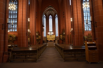 Fototapeta na wymiar St Bartholomaus Frankfurter Dom Cathedral