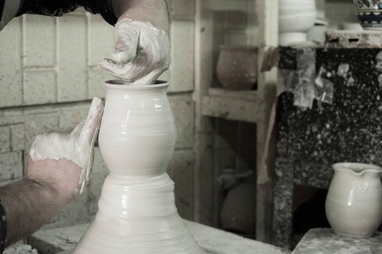 pottery, ceramics, pot on the wheel, Palestinian crafts, Palestinian culture