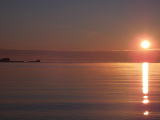 Obraz premium Serenity: sunrise, Onega lake in Russia