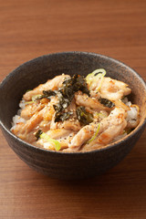 せせりのネギ塩丼