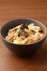 せせりのネギ塩丼