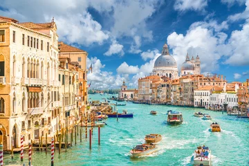 Deurstickers Canal Grande en de basiliek Santa Maria della Salute, Venetië, Italië © Serenity-H