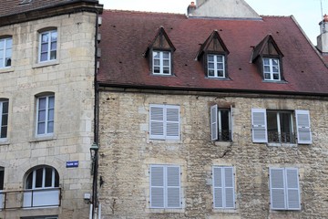 Fototapeta na wymiar Maisons typiques à Dole - ville de Dole - département du Jura - France