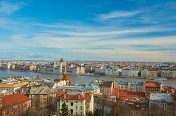 Fototapeta na wymiar view of the historic center of Budapest