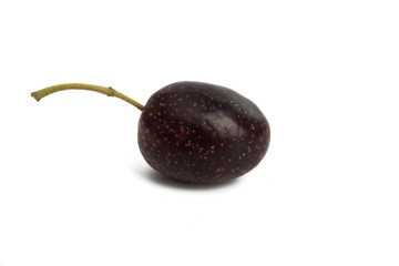 black olives with leaf isolated