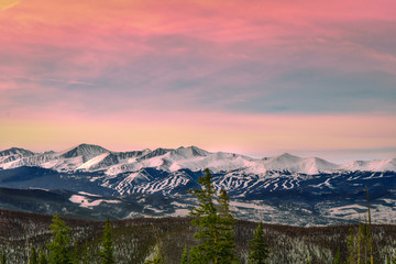 Obraz na płótnie Canvas panoramic view of mountains