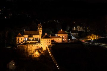 Fototapeta na wymiar Kloster Maria Hilf in Passau, Bayern, Nacht