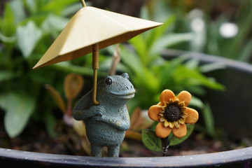 Frog and flower garden ornaments