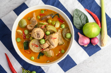 Spicy chicken stir-fried with thai eggplant.