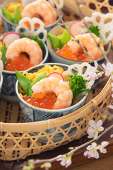 カップちらし寿司