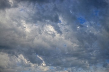 Obraz premium beautiful evening sky with clouds
