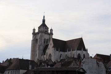 Obraz premium Collégiale Notre Dame de Dole - Construite en 1509 - ville de Dole - Département du Jura - France - Vue de l'extérieur