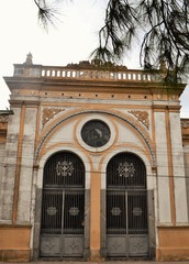 old door in Rio Grande