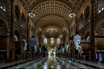 Fototapeta premium Priest celebrate wedding mass for the Bride and groom at the church.