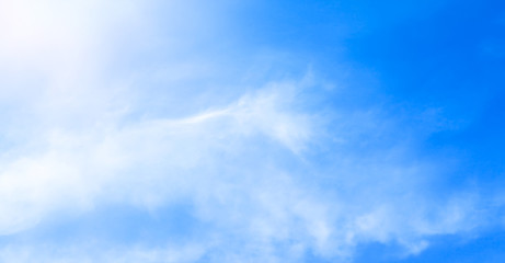Obraz premium blue sky with beautiful natural white clouds