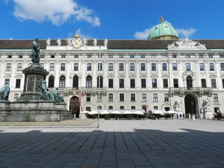 Naklejka premium Vienna, Austria, Imperial Palace (Hofburg), Courtyard