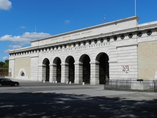 Fototapeta premium Vienna, Austria, Burgtor (Gateway to the Hofburg)