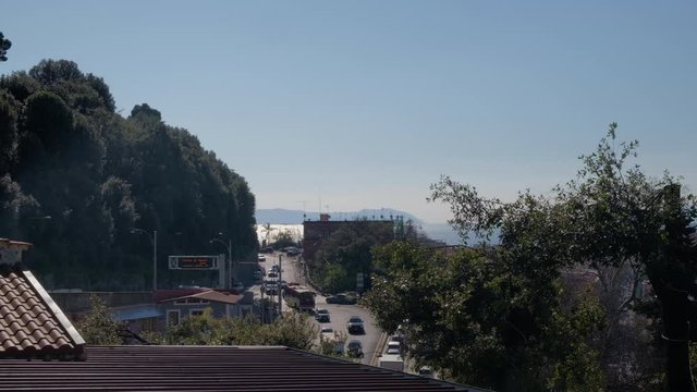 N&aacute;poles. Tr&aacute;fico en el Capodimonte,II. Campania, Italia, Europa.