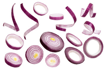 Sliced red onion isolated on white background. Set of red onion slices isolated on a white background.  Closeup - obrazy, fototapety, plakaty