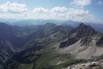 Fototapeta premium Letni krajobraz gór w Alpach greckich