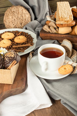 Obraz na płótnie Canvas Biscuits and a cup of tea