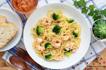 海老とブロッコリーのパスタ