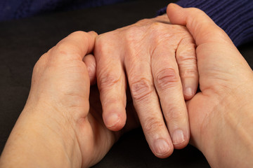 Fototapeta premium Wrinkled senior hands