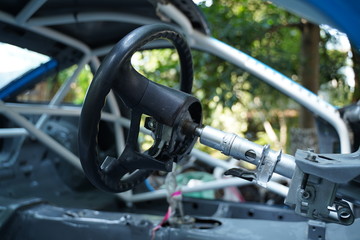 Race car's roll cage design