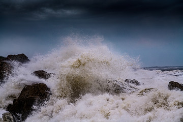 Waves before typhoon