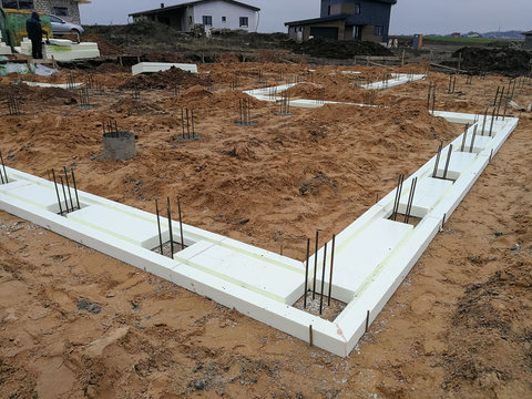 Thermo insulation foamboard for house foundation grate