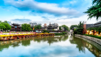 Fototapeta na wymiar Ancient architectural landscape of Qinhuai River in Nanjing Fuzi Temple..