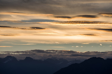 Fototapeta premium Sonnenaufgang im Wallis - Schweiz