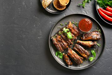 Spicy grilled spare ribs